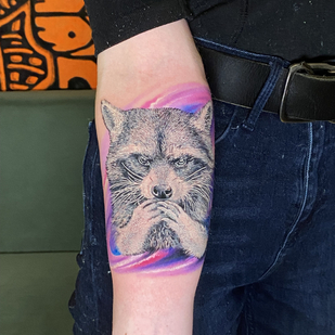 Weiblich Schwarz und Grau Realismus tattoo auf Unterarm #88137 | Tattoo Artist Evgeniy Bobin