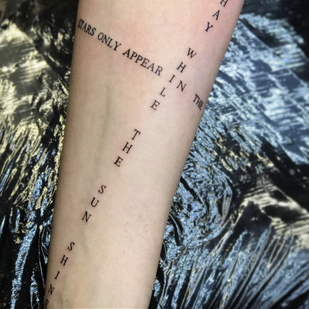 Weiblich Schwarz Lettering tattoo #88141 | Tattoo Artist Evgeniy Bobin