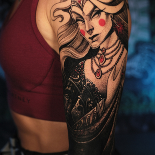 Weiblich Schwarz Grafik tattoo auf Ärmel #85251 | Tattoo Artist Marusya