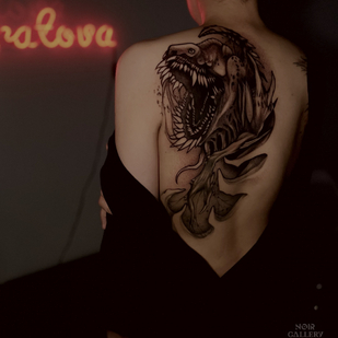 Weiblich Schwarz Blackwork tattoo auf Rücken #86274 | Tattoo Artist Nastya Alistratova