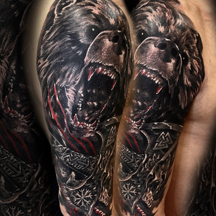 Männlich Farbe Grafik tattoo auf Schulter #87863 | Tattoo Artist Sergey Martynov