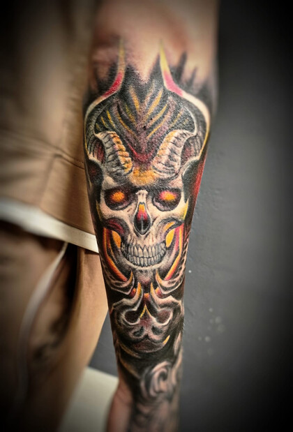 Tattoo-Ideen # Tattoo Artist Lucifer Yucia