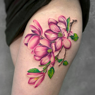 Weiblich  Realismus tattoo auf Oberschenkel #91565 | Tattoo Artist Olesya Fraydlin