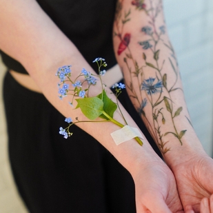 Weiblich Farbe Realismus tattoo auf Ärmel #95046 | Tattoo Artist Polina Red Head