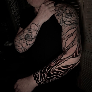 Männlich Schwarz  tattoo auf Ärmel #93955 | Tattoo Artist Anton Krasnov