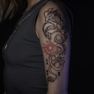 Weiblich Farbe Grafik tattoo auf Schulter #96017 | Tattoo Artist Daria Duck