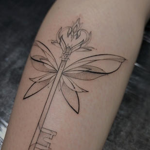 Weiblich Schwarz und Grau Fineline tattoo #96147 | Tattoo Artist Smishko Leonid