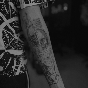 Männlich Schwarz Illustrativ tattoo auf Unterarm #96858 | Tattoo Artist Dariya Salmanova