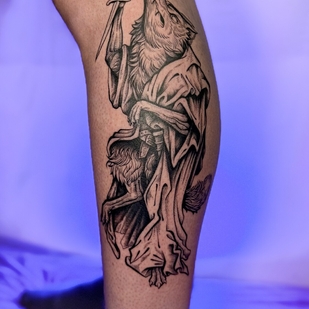 Männlich Schwarz Gravur tattoo auf Schienbein #97750 | Tattoo Artist Dasha Kostrova