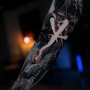 Männlich Schwarz und Grau Realismus tattoo #101060 | Tattoo Artist Vladimir Vishar