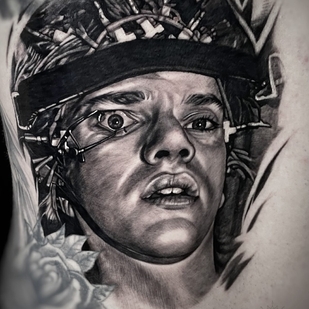 Männlich Schwarz und Grau Porträt tattoo auf Rücken #102655 | Tattoo Artist Anastasia Kiseleva