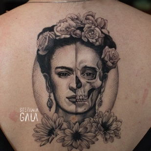 Weiblich  Fineline tattoo auf Rücken #103269 | Tattoo Artist Stefania Gala