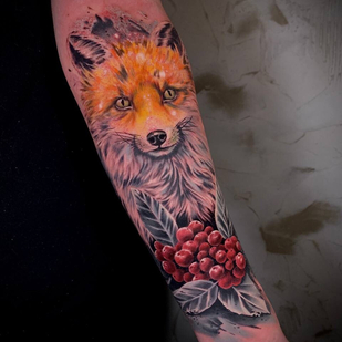 Männlich Farbe Realismus tattoo auf Unterarm #103477 | Tattoo Artist Sergey Petrov