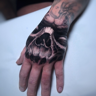 Männlich Schwarz und Grau Freehand tattoo #103858 | Tattoo Artist Marin Yordanov - Yordanov Arts