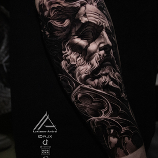 Schwarz und Grau Realismus tattoo #91142 | Tattoo Artist Andrey Lukyanov