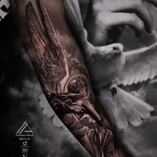 Schwarz und Grau  tattoo #91168 | Tattoo Artist Andrey Lukyanov