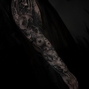 Männlich Schwarz und Grau  tattoo auf Ärmel #97658 | Tattoo Artist Anastasia Foga