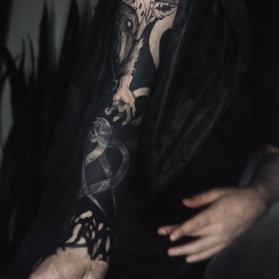 Männlich Schwarz und Grau  tattoo auf Ärmel #97657 | Tattoo Artist Anastasia Foga