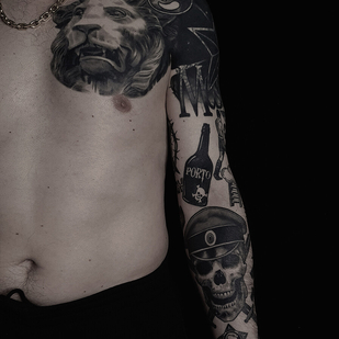 Männlich Schwarz und Grau  tattoo auf Ärmel #94083 | Tattoo Artist ROMAN MIGURA