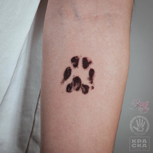 Weiblich Schwarz Grafik tattoo auf Unterarm #94900 | Tattoo Artist Yaroslav Stark