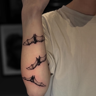 Schwarz Abstrakt tattoo #103309 | Tattoo Artist Claudia Fedorovici