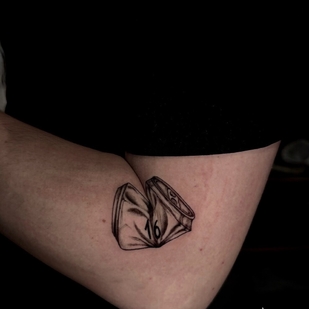 Schwarz Illustrativ tattoo #103312 | Tattoo Artist Claudia Fedorovici