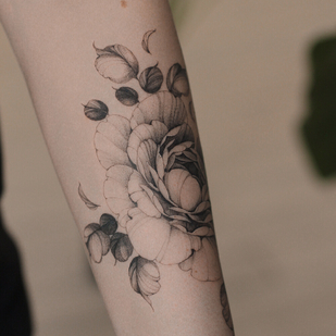 Weiblich Schwarz  tattoo auf Unterarm #94028 | Tattoo Artist Juliaavoo