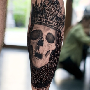 Männlich Schwarz Realismus tattoo auf Bein #104432 | Tattoo Artist Nik Friday