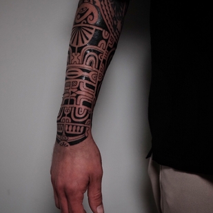 Männlich Schwarz Polynesisch tattoo auf Unterarm #96541 | Tattoo Artist maksim kokin
