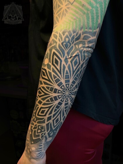 Tattoo-Ideen # Tattoo Artist Ioann Leo ( LEO-VAN )