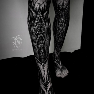 Männlich Schwarz Autorenstil tattoo auf Bein #94856 | Tattoo Artist Ellina Plat