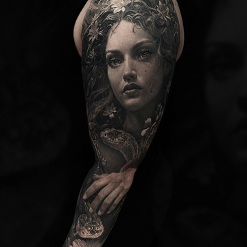 Cinema and Art in the Black & Grey Realism of Owen Paulls