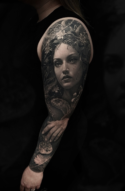 Cinema and Art in the Black & Grey Realism of Owen Paulls