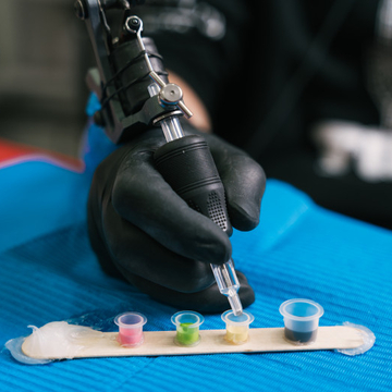 Scientists from the USA found banned substances in European tattoo inks