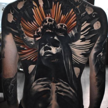 Tattoo artist Ignácz Bence