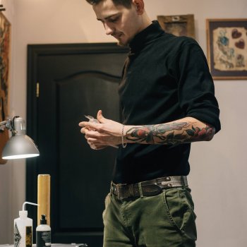 Tattoo artist Женя Легкие Руки