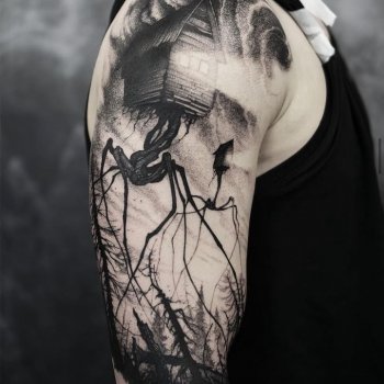 Tattoo artist Piotr Bemben