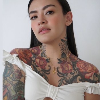 Tattoo artist Daniela Duque