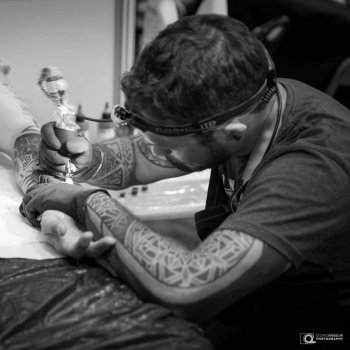 Tattoo artist Ben Gicqueau