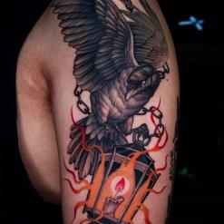 Tattoo artist Swan Tattooer