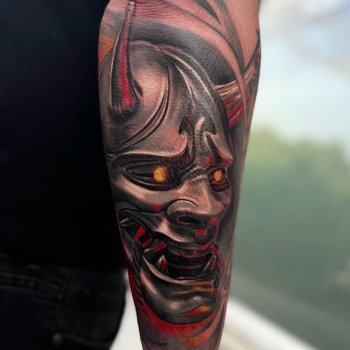 Tattoo artist Filip Rajkovic