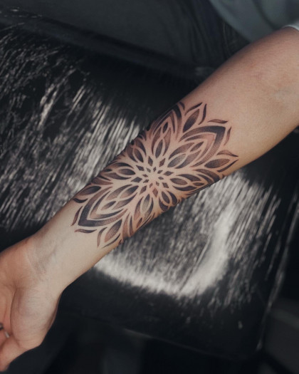 Tattoo Idea #73574 Tattoo Artist Sasha Lihotvorik