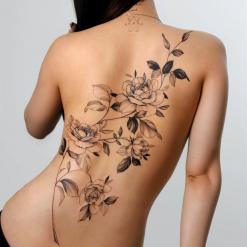 Tattoo Artist Zee