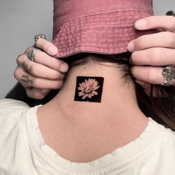 Tattoo artist Claudia
