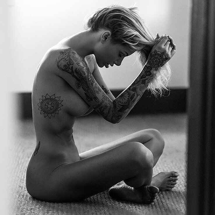 Tattoo model Tina Louise , alternative photo model | Australia - USA