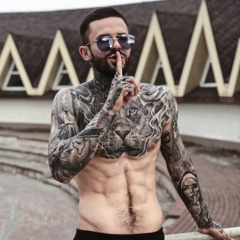 Tattoo model Leo 