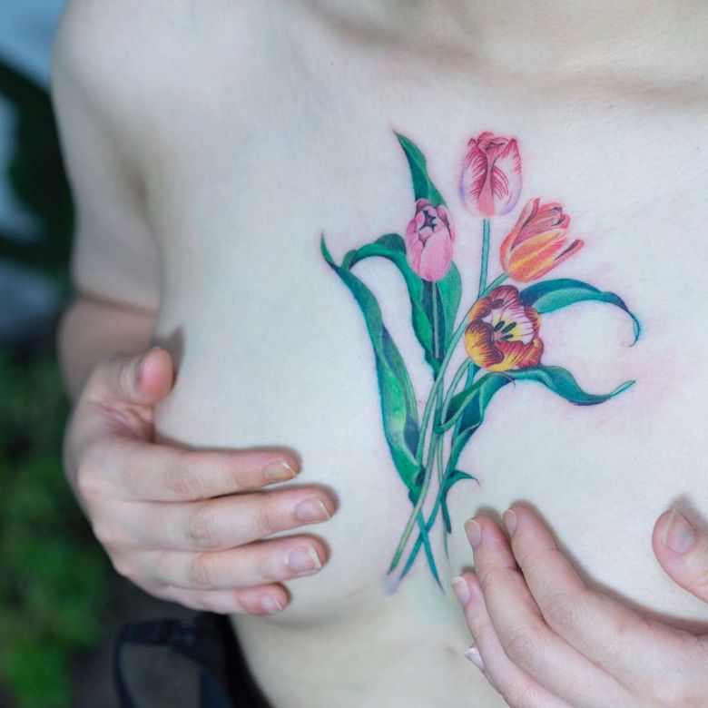 Tattoo artist Zihee , authors style color minimalistic realistic tattoo | Korea