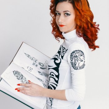 Tattoo artist Марина Мандарин