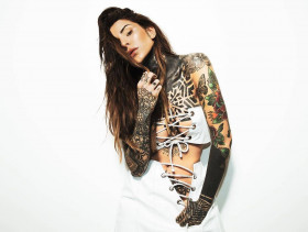 12 hottest photos of Argentinian tattooed girl María Candelaria Tinelli