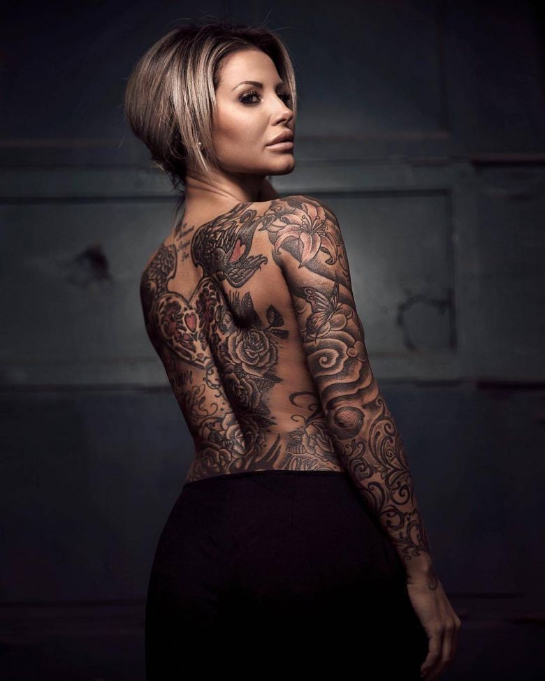 Tattooed model Ida Mårtensson, professional alternative tattoed photo model, girl with tattoo | Stockholm, Sweden